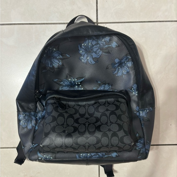 Coach backpack - Picture 1 of 4